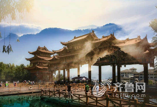 華夏文旅集團的領航人：夏春亭的產業轉型升級之路